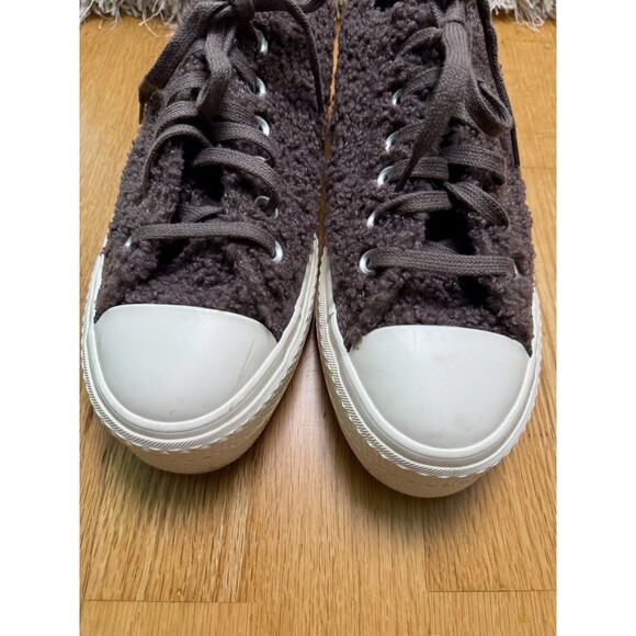 Converse Women’s Chuck Taylor All Star Platform Low Cozy Sherpa Violet Ore 6.5 - Picture 9 of 13
